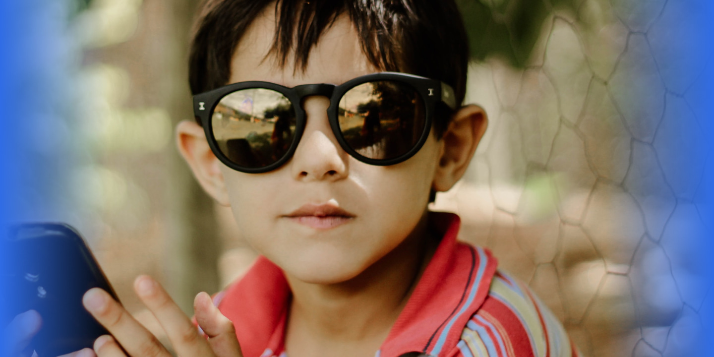 Smart Parental Controll App - background image